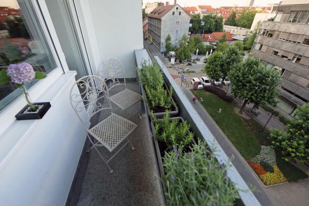 Optim Apartment *
